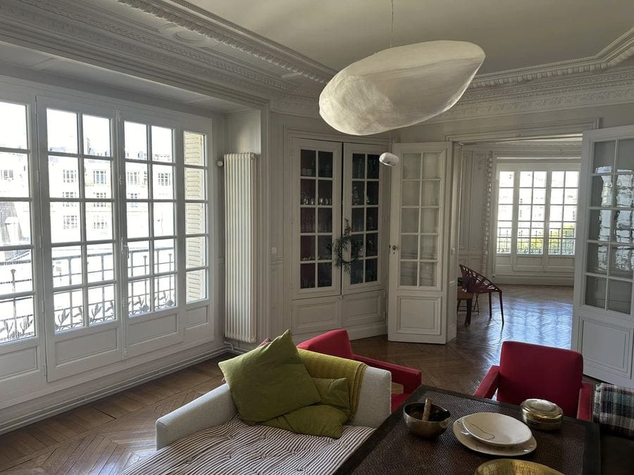 Fenêtres sur mesure : réalisation Menuiseries Bichot