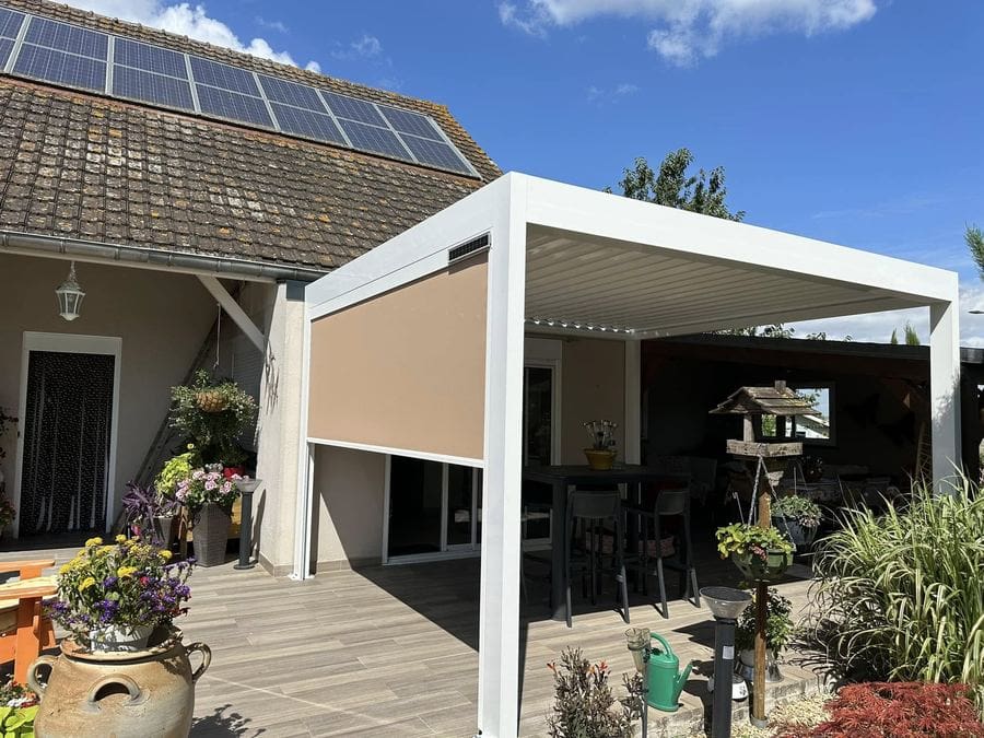 Pergolas aluminium : réalisation Menuiseries Bichot