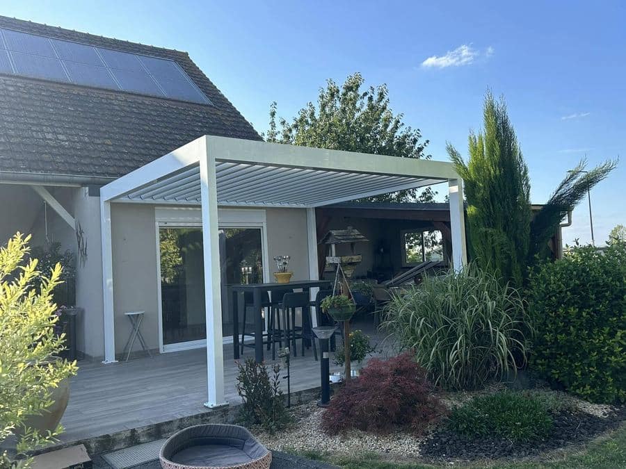 Pergolas aluminium : réalisation Menuiseries Bichot